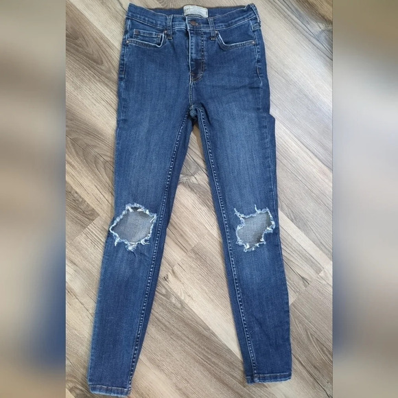 Free People Jeans - Picture 1 of 3